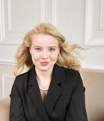 Алина Ткачева 
